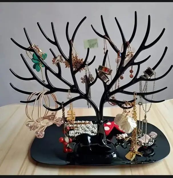 Little Deer Jewelry Display Stand